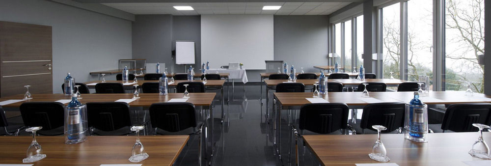 קאסל Design-Konferenzhotel & Restaurant Steinernes Schweinchen מראה חיצוני תמונה